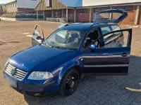 Gebraucht VW Passat 105 PS (77 kW) 2005 Blau Kombi