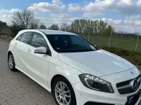 Gebraucht Mercedes A200 136 PS (100 kW) 2015 Weiß Kleinwagen