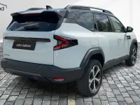 Neu Dacia Bigster Celebration 140 PS (102 kW) 2026 Arktisweiss zweifarbig SUV