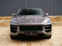 Gebraucht Porsche Cayenne E-Hybrid Coupe 470 PS (345 kW) 2025 Grau SUV