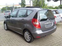 Gebraucht Mercedes A160 Elegance 95 PS (69 kW) 2011 Grau Limousine