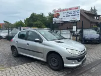 Gebraucht Peugeot 206 75 PS (55 kW) 1999 Silber Kleinwagen