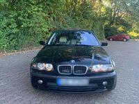 Gebraucht BMW 320 Performance 136 PS (100 kW) 2001 Schwarz Limousine
