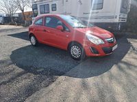 Gebraucht Opel Corsa Selection 69 PS (50 kW) 2014 Rot Kleinwagen