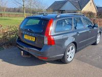 Gebraucht Volvo V50 Summum 109 PS (80 kW) 2010 Blau Kombi