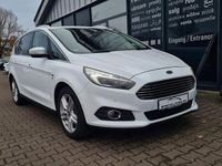 Gebraucht Ford S-MAX Titanium 160 PS (117 kW) 2018 Weiß Van / Kleinbus