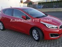 Gebraucht Kia Ceed 135 PS (99 kW) 2018 Rot Kleinwagen