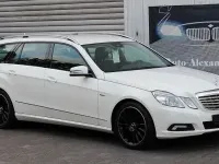 Gebraucht Mercedes E200 Avantgarde 184 PS (135 kW) 2010 Weiß Limousine
