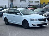 Gebraucht Skoda Octavia Ambition 150 PS (110 kW) 2015 Bila laser / laser white Kleinwagen