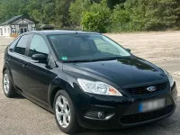 Gebraucht Ford Focus 101 PS (74 kW) 2011 Schwarz Limousine