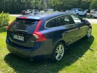 Gebraucht Volvo V60 Momentum 205 PS (150 kW) 2011 Blau Kombi
