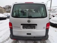 Gebraucht VW Caravelle Trendline 140 PS (102 kW) 2013 Silber Van / Kleinbus