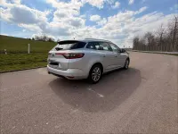 Gebraucht Renault Mégane GrandTour Experience 132 PS (97 kW) 2017 Silber Kombi