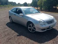 Gebraucht Mercedes C180 143 PS (105 kW) 2005 Silber Coupé