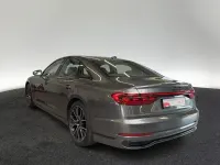 Gebraucht Audi A8 Sport 286 PS (210 kW) 2023 6y daytonagrau perleffekt (metallic) Limousine