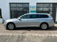 Gebraucht VW Passat Business 150 PS (110 kW) 2023 Silber Kombi