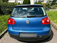 Gebraucht VW Golf V 105 PS (77 kW) 2004 Blau Kleinwagen