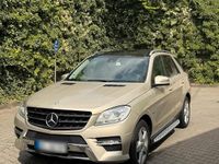 Gebraucht Mercedes ML350 242 PS (177 kW) 2012 Gold SUV