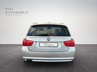 Gebraucht BMW 320 170 PS (125 kW) 2011 Silber Kombi