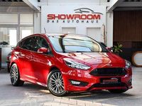 Gebraucht Ford Focus ST-Line 125 PS (91 kW) 2017 Rot Limousine