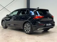 Gebraucht VW Golf VIII Active 150 PS (110 kW) 2023 Schwarz Limousine