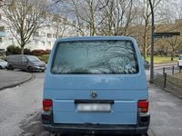 Second-hand VW Transporter 78 CP (57 kW) 2000 Albastru Van