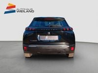 Gebraucht Peugeot e-2008 Active 100 kW (136 PS) 2022 Schwarz SUV