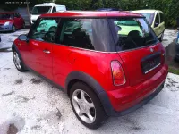 Käytetty Mini Cooper 90 HP (66 kW) 2004 Punainen Viistoperä