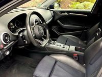 Gebraucht Audi A3 Sport 190 PS (139 kW) 2017 Blau Limousine