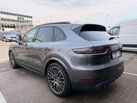 Gebraucht Porsche Cayenne 340 PS (250 kW) 2019 Grau SUV