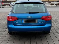 Gebraucht Audi A4 143 PS (105 kW) 2010 Blau Kombi