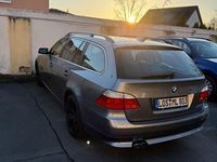 Gebraucht BMW 525 197 PS (144 kW) 2008 Grau Kombi