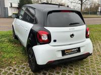Gebraucht Smart ForFour Electric Drive 60 kW (82 PS) 2021 Weiß Limousine