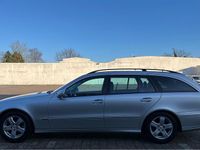 Gebraucht Mercedes E220 170 PS (125 kW) 2006 Silber Kombi