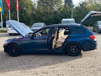 Gebraucht BMW 525 218 PS (160 kW) 2011 Blau Kombi