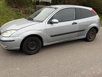 Gebraucht Ford Focus 75 PS (55 kW) 2004 Silber Limousine