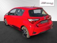 Gebraucht Toyota Yaris Hybrid Team 100 PS (73 kW) 2018 Rot Kleinwagen