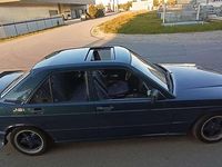 Gebraucht Mercedes 190 122 PS (89 kW) 1984 Limousine