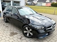 Gebraucht Mercedes C200 Avantgarde 163 PS (119 kW) 2023 Schwarz  unilack Kombi