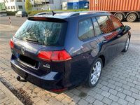 Gebraucht VW Golf VII LOUNGE 110 PS (80 kW) 2015 Blau Kombi