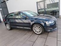 Gebraucht Audi A3 125 PS (91 kW) 2010 Blau Kleinwagen