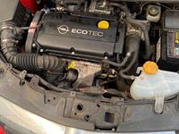 Gebraucht Opel Corsa 160 PS (117 kW) 2007 Rot Kleinwagen