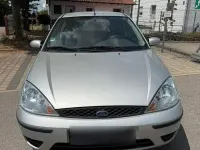 Usata Ford Focus 75 CV (55 kW) 2003 Argento Utilitaria