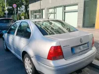 Gebraucht VW Bora Trendline 115 PS (84 kW) 1998 Silber Limousine
