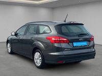 Gebraucht Ford Focus Business Edition 125 PS (91 kW) 2018 Grau Kombi