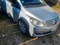 Gebraucht Mercedes B170 116 PS (85 kW) 2005 Silber Van / Kleinbus