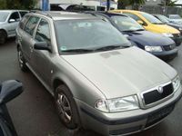 gebraucht Skoda Octavia 1.6 Combi Tour TÜV NEU