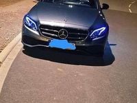 Gebraucht Mercedes E220 Avantgarde 194 PS (142 kW) 2019 Grau Limousine