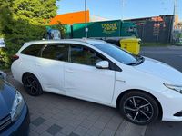 Gebraucht Toyota Auris Hybrid Edition-S 99 PS (72 kW) 2017 Weiß Kombi