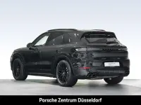 Gebraucht Porsche Cayenne GTS 500 PS (367 kW) 2024 Chromitschwarzmetallic SUV